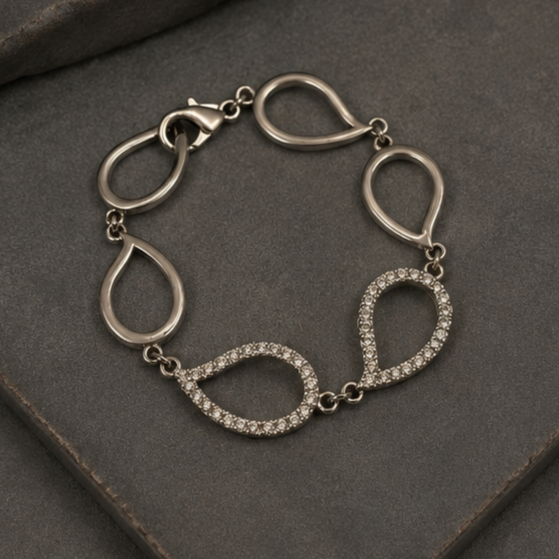Silver Teardrop Link Bracelet - Image 2